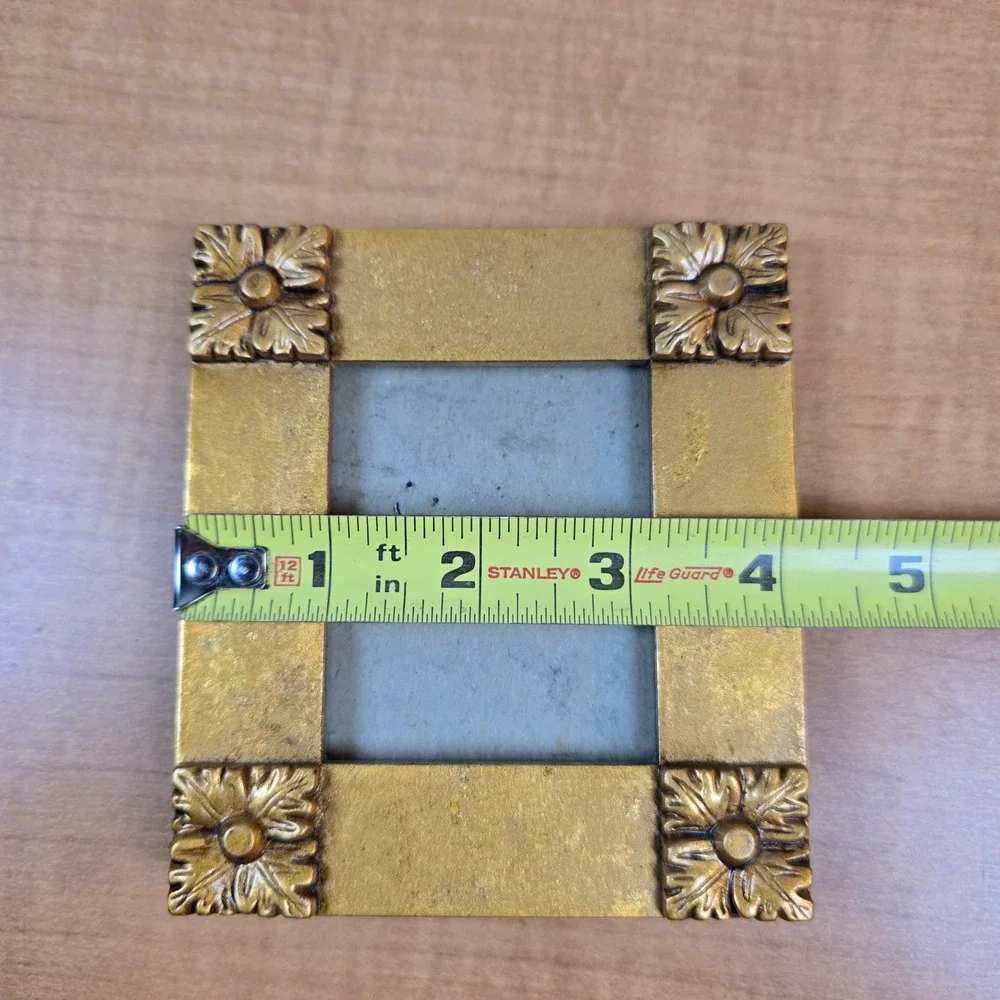 Picture Photo Frame Brass/Copper Tone 2x2.5 picture 4x4.5 Frame Flowers
